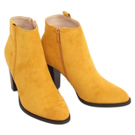 Talons hauts classiques UK09P Jaune miel