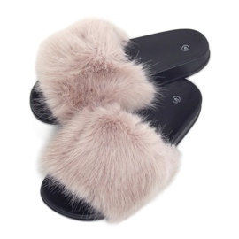 Chaussons beiges avec fourrure CK107P Beige