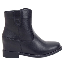 Bottes noires sur un talon compensé caché 8003 Noir