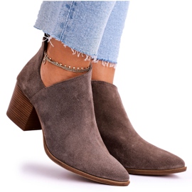 Nicole Bottines Femme Avec Découpe En Daim Marron Lawrence brun