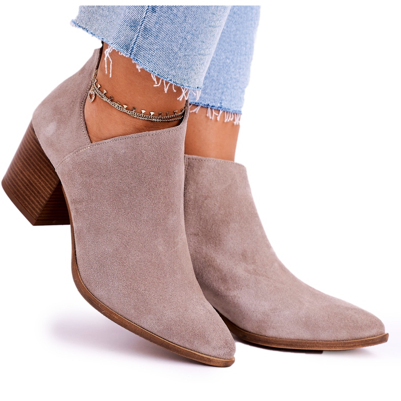 Nicole Bottes pour femmes avec une découpe en daim cappuccino Lawrence brun multicolore