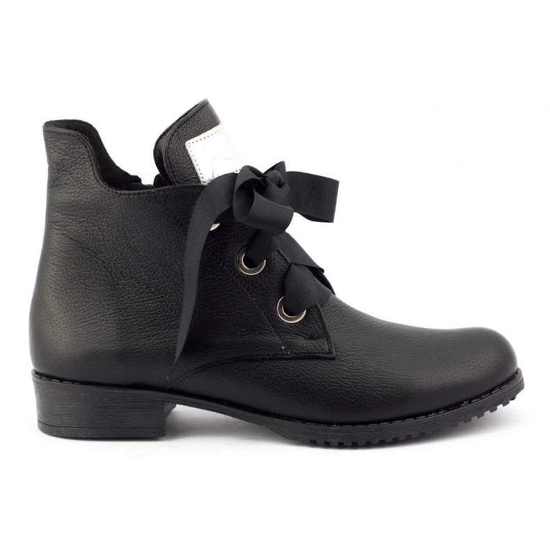 Olivier Bottines à ruban, isolées Flora avec grain noir le noir
