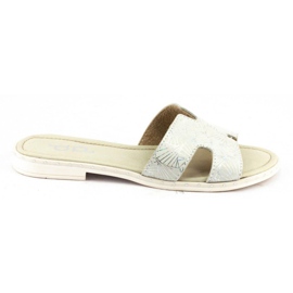 Dolce Pietro Chaussons femme 2215 blanc et argent Dolce Pietro Chaussons femme 2215 blanc et argent