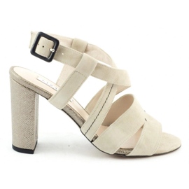 Lizard Sandales sur le poteau 04697 beige Lizard Sandales sur le poteau 04697 beige