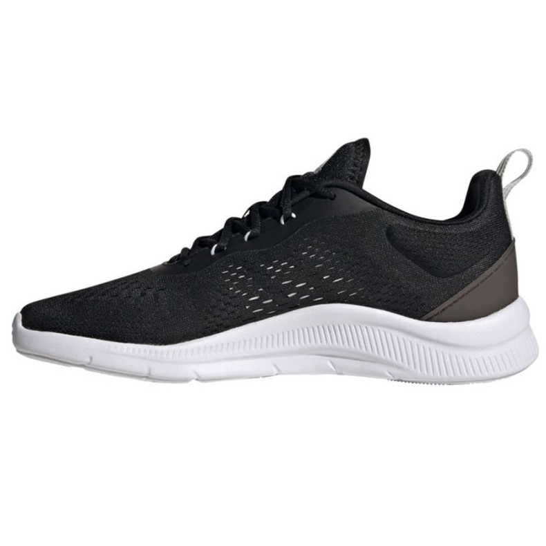 Chaussures d'entraînement Adidas Novamotion W FW7305 le noir