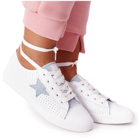 Baskets en cuir pour femmes avec une étoile Big Star DD274692 Blanc-Bleu blanche