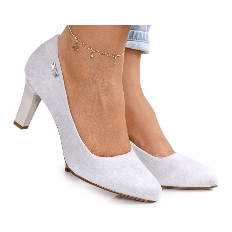 PJ1 Escarpins classiques sur un pilier en daim gris Eleanor