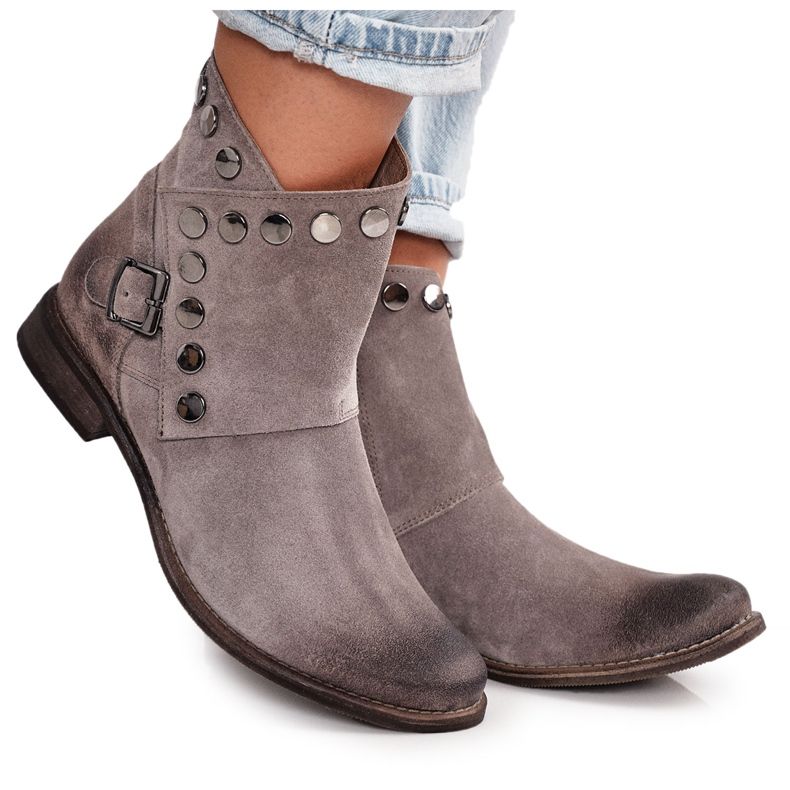 Bottes en daim pour femmes avec une boucle Exquisite 1198 Cappuccino brun