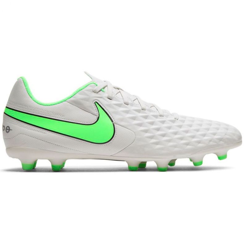 Nike Tiempo Legend 8 Club Mg M AT6107-030 chaussures de football multicolore blanche