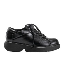 Chaussures noires mates sur le coin Alena
