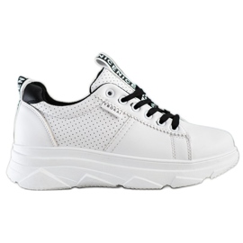 SHELOVET Baskets sur la plate-forme blanche Nice