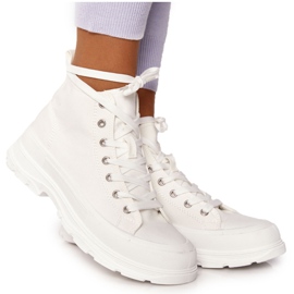 FB2 Baskets Hautes Femme Trissy Blanches Sur Une Grande Semelle