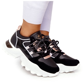 EVE Baskets pour femmes sur une semelle puissante noire massive doré