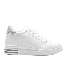 Les baskets blanches de Katherine Les baskets blanches de Katherine
