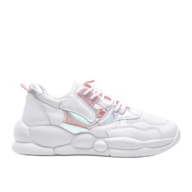 Baskets blanches de Jaycee