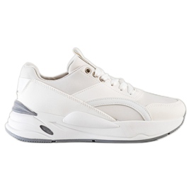 SHELOVET Baskets classiques sur la plate-forme blanche