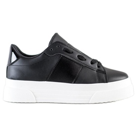 SHELOVET Baskets avec cuir écologique sur la plate-forme noir