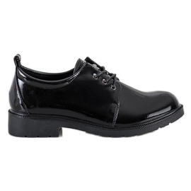 S. BARSKI Chaussures noires laquées