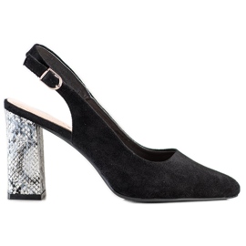 Escarpins sur un bar Sergio Leone noir