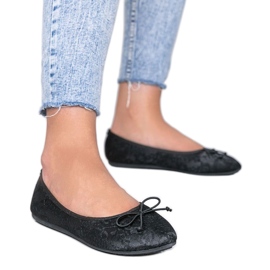 Ballerines en dentelle noire Alessandra