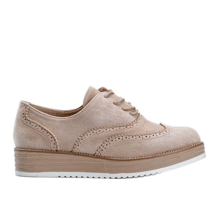 Chaussures en daim beige sur une semelle haute Kenya