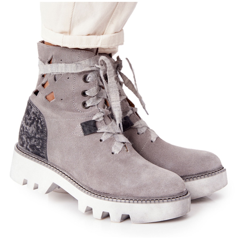 Boots Daim Ajourées Maciejka Gris 05033-03 multicolore