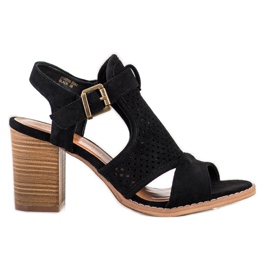 Evento Sandales ajourées au printemps noir