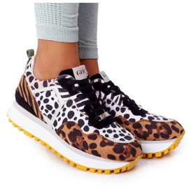 Chaussures de sport en daim sur la plate-forme GOE HH2N4003 marron blanche brun le noir
