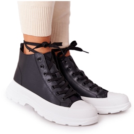 Baskets Trissy Femme Noires En Cuir Sur Grande Semelle