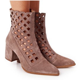 Bottines ajourées en daim à talons hauts Nicole 2638 Marron brun