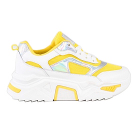 SHELOVET Baskets sur la plate-forme avec maille blanche argent jaune