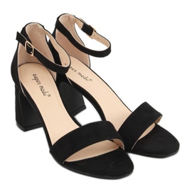 Sandales à talons noires 8741 Noir le noir