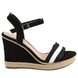 Sandales noires sur un coin noir LL6320 Noir