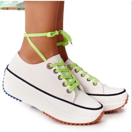 NEWS Baskets Femme On The Platform Blanc Electric Love vert