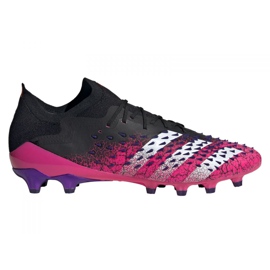 Chaussures de football Adidas Predator Freak.1 Low Ag M FZ3751 noir, noir, rose le noir