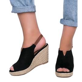 Sandales compensées noires de Lindy le noir