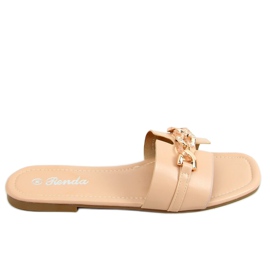 Chaussons beiges avec chaîne décorative 35-230 Beige Chaussons beiges avec chaîne décorative 35-230 Beige