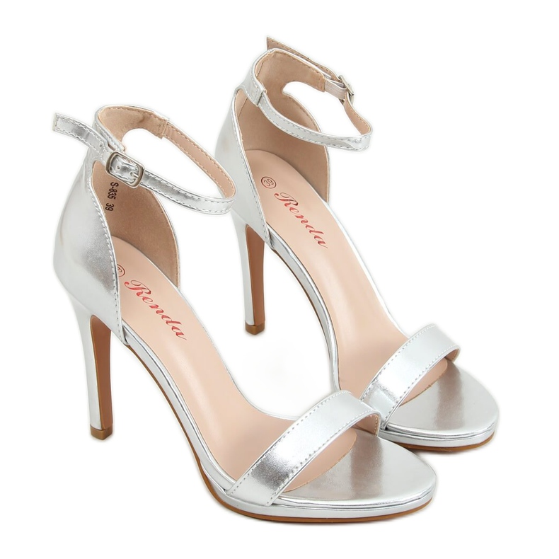 Sandales argentées sur un talon haut S-835 Silver Sandales argentées sur un talon haut S-835 Silver