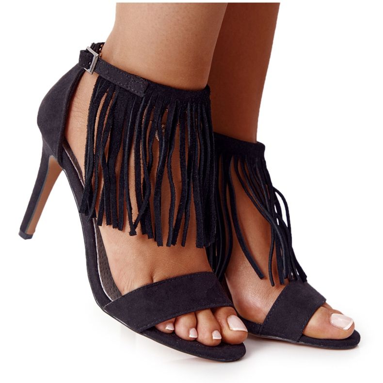 S.Barski Sandales en daim sur un talon haut avec des franges Swing Boho noir le noir