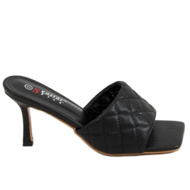 Noir T367P Noir matelassé sur épingle