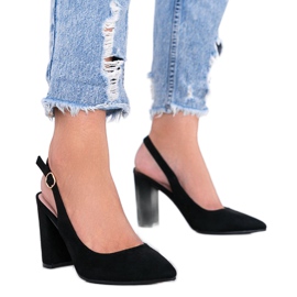 Escarpins noirs sur le poteau Pho le noir Escarpins noirs sur le poteau Pho le noir