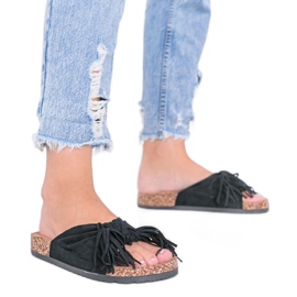 Sandales noires sur la semelle en liège Crys