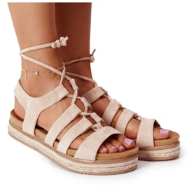 Sandales nouées sur une plate-forme de Santorin beige