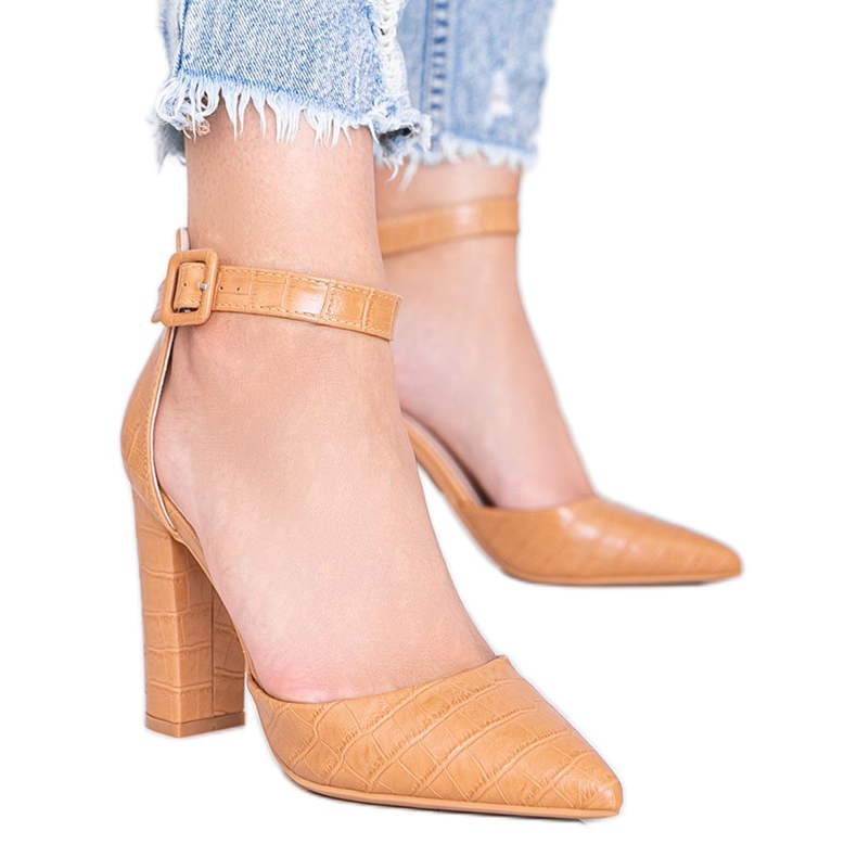 Escarpins camel sur la tige au motif peau de crocodile Glamour brun