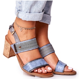Sandales pour femmes sur un talon haut en liège, bleu