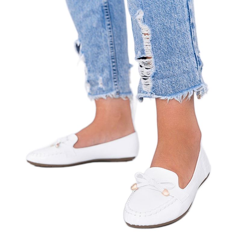 Mocassins blancs au motif peau de crocodile Miriam blanche Mocassins blancs au motif peau de crocodile Miriam blanche