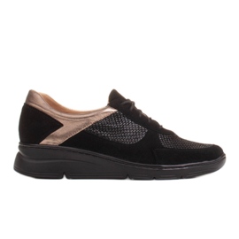 Radoskór Des chaussures confortables pour un pied plus large sur une semelle légère le noir Radoskór Des chaussures confortables pour un pied plus large sur une semelle légère le noir