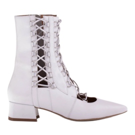 Marco Shoes Bottes tressées avec une sangle blanc