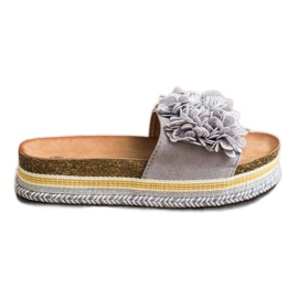 SHELOVET Pantoufles Sur La Plate-Forme Avec Ornement gris