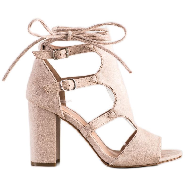Bestelle Sandales fermées avec une reliure beige